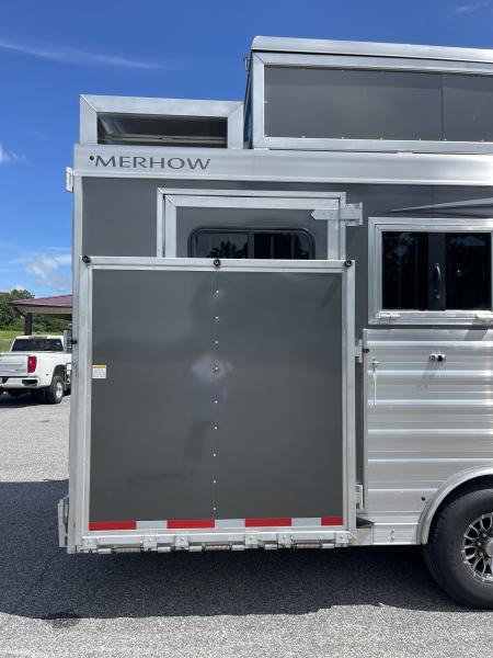 New 2026 Merhow Trailers 8416-A RWS- SIDE LOAD Horse Trailer