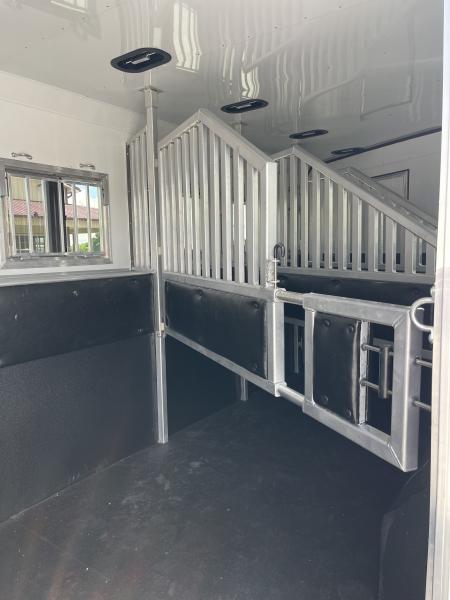 New 2026 Merhow Trailers 8416-A RWS- SIDE LOAD Horse Trailer