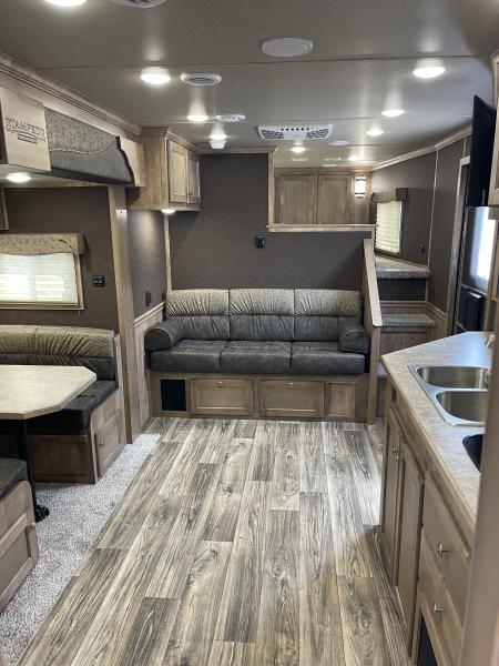 New 2026 Merhow Trailers 8416-A RWS- SIDE LOAD Horse Trailer