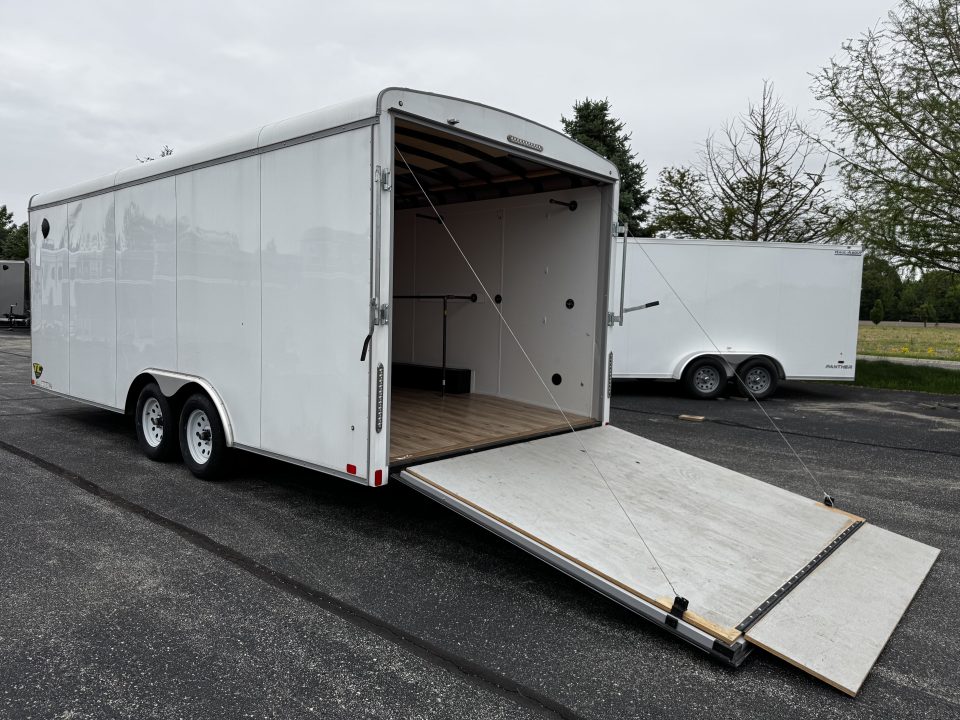 Consignment 2021 United 8.5’ × 20’ TA Enclosed BP Car Hauler