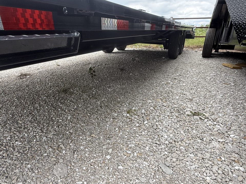 New 2026 Hillcrest Trailers 17.6K 20+5 GN MR Flatbed Trailer