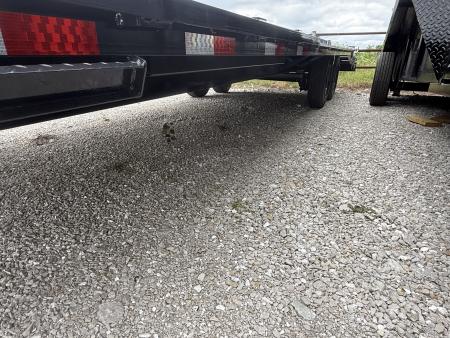 New 2026 Hillcrest Trailers 17.6K 20+5 GN MR Flatbed Trailer