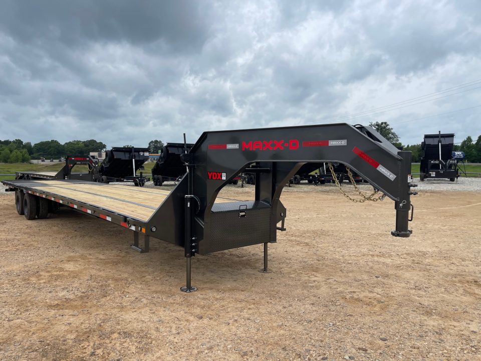 New 2026 MAXX-D YDB10240 Flatbed Trailer