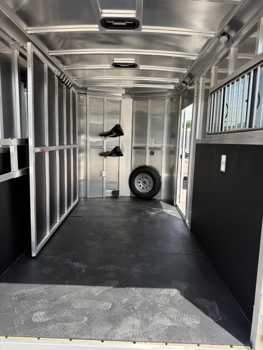 New 2026 Shadow 2 HORSE SLANT LOAD