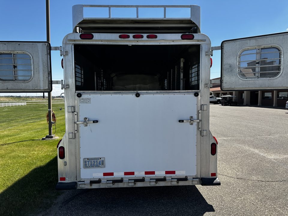 Used 2000 4-Star Trailers 2H Custom Stock Stalls BP Horse Trailer
