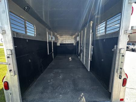 Used 2000 4-Star Trailers 2H Custom Stock Stalls BP Horse Trailer
