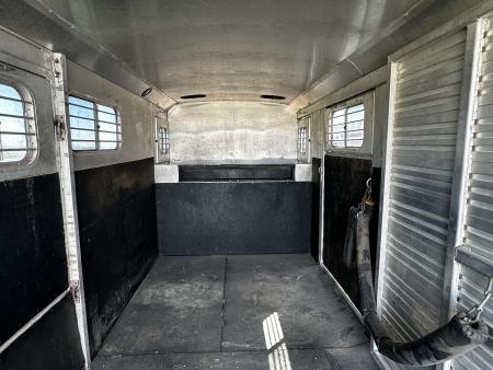 Used 2000 4-Star Trailers 2H Custom Stock Stalls BP Horse Trailer