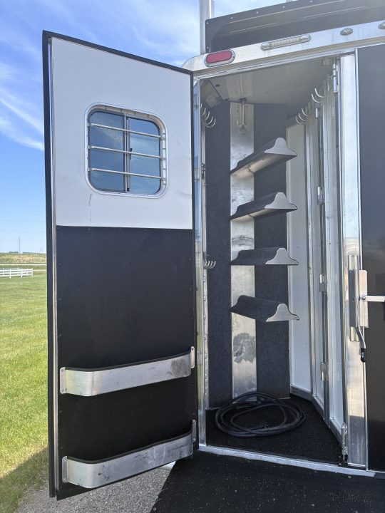 Used 2020 4-Star Trailers 3H 14'LQ with Mid-Tack/Mudroom Horse Trailer