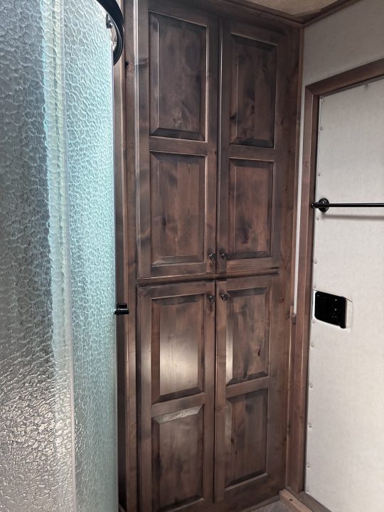Used 2020 4-Star Trailers 3H 14'LQ with Mid-Tack/Mudroom Horse Trailer