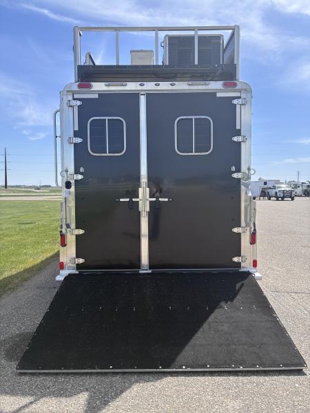Used 2020 4-Star Trailers 3H 14'LQ with Mid-Tack/Mudroom Horse Trailer