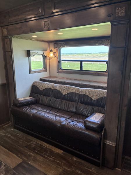 Used 2020 4-Star Trailers 3H 14'LQ with Mid-Tack/Mudroom Horse Trailer