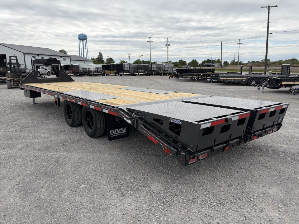 New 2026 Diamond C Trailers FMAX210L32X102MR (27' + 5' X 102") 25K Max Ramp Flatbed Trailer