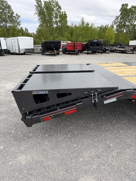 New 2026 Diamond C Trailers FMAX210L32X102MR (27' + 5' X 102") 25K Max Ramp Flatbed Trailer