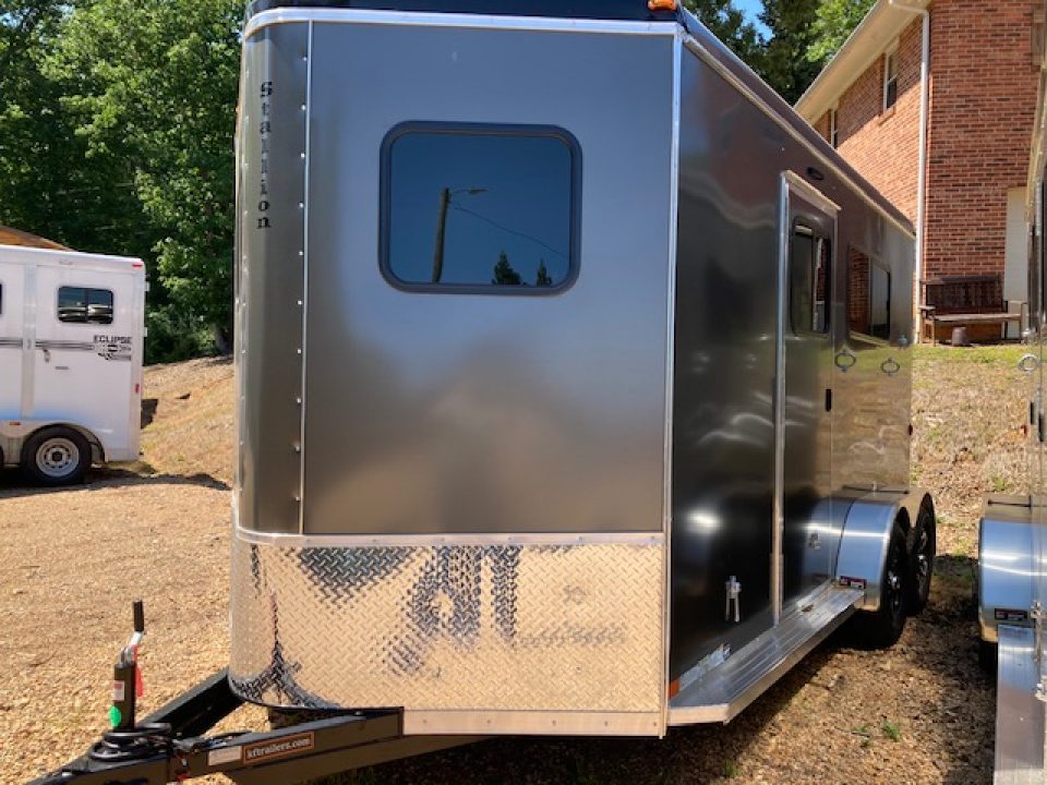New Homesteader 214FB 2 Horse Direct Load Warmblood Horse Trailer