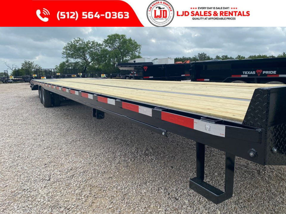 New 2026 Texas Pride Trailers Gooseneck Flatbed Equipment Trailer