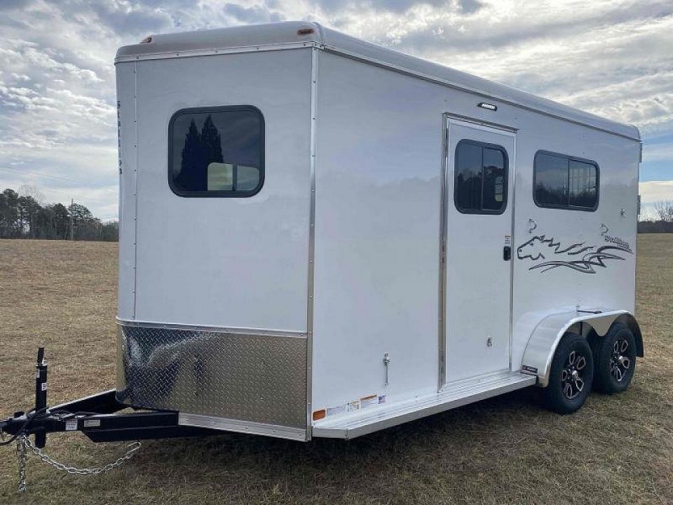 New Homesteader 214FB 2 Horse Direct Load Warmblood Horse Trailer