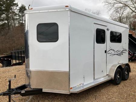 New Homesteader 214FB 2 Horse Direct Load Warmblood Horse Trailer