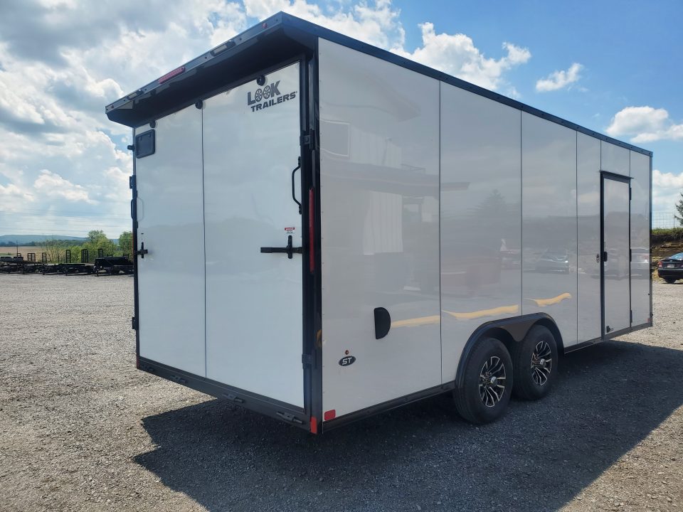New 2026 Look Trailers ST-DLX Enclosed Trailer / 9900 GVWR / 8.5'x20'