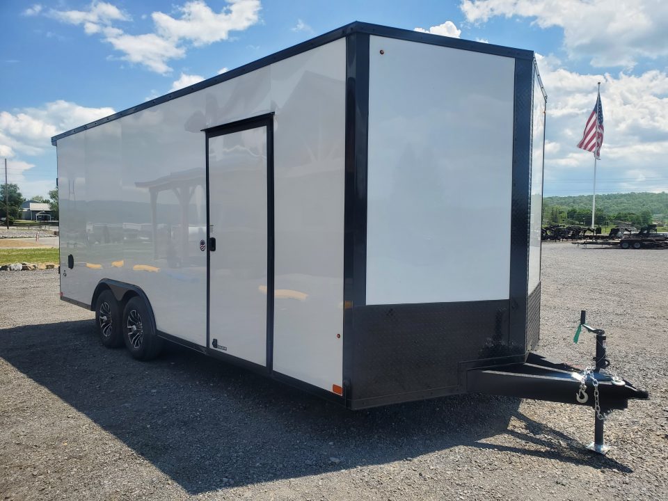 New 2026 Look Trailers ST-DLX Enclosed Trailer / 9900 GVWR / 8.5'x20'