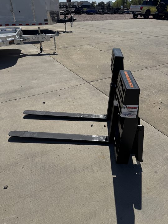 New 2026 Jenkins Iron and Steel Pallet Forks Attachment