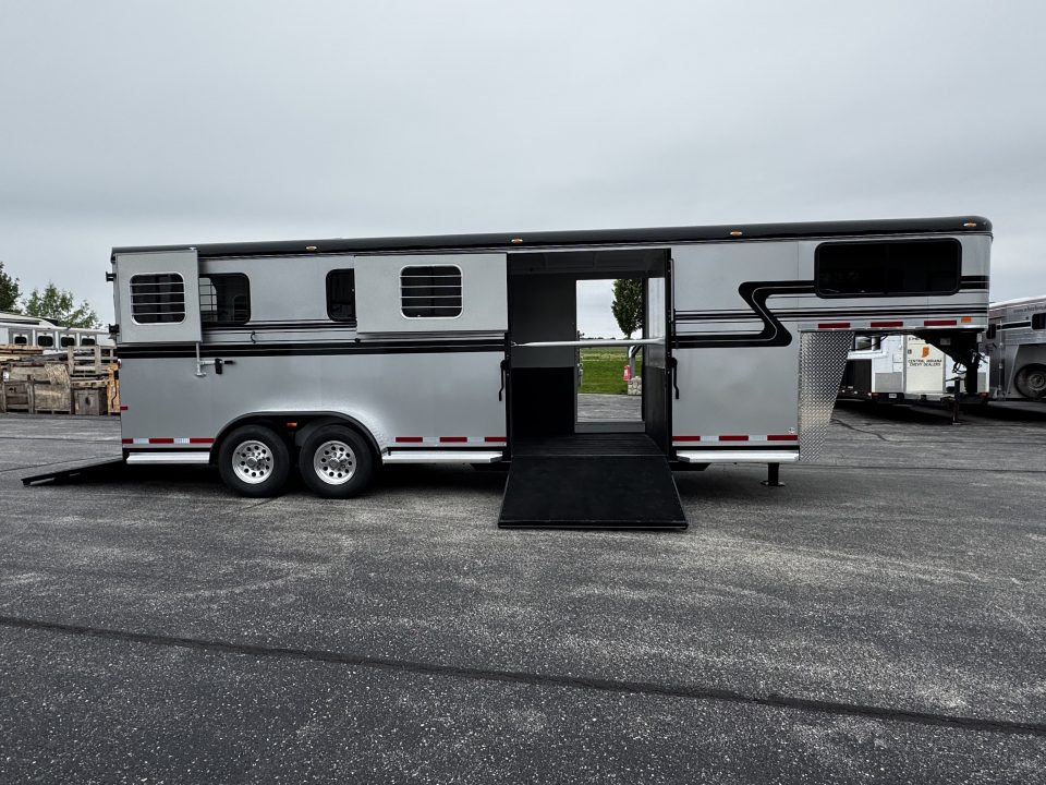 New 2026 Hawk Elite 2 + 1 Gooseneck Horse Trailer w/ Side Unload