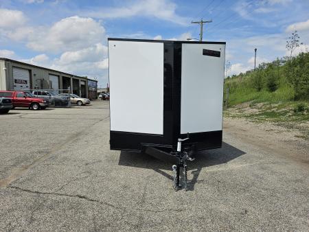 New 2027 Discovery Trailers Car Hauler ET 8.5x24 10k Enclosed Car Hauler #30766 Car / Racing Trailer