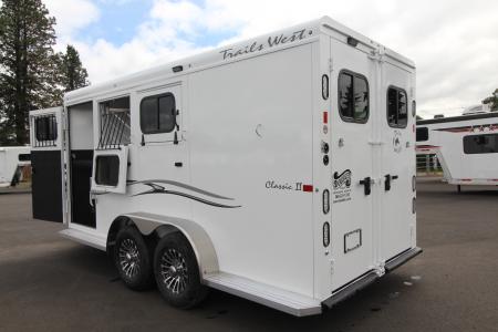 New 2027 Trails West Classic II 3 Horse Trailer - Lined & insulated - Windows in rear doors - Escape Door