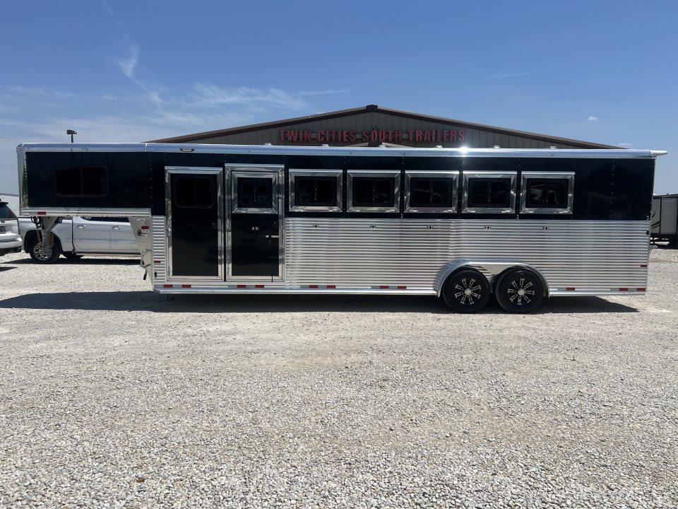 New 2027 Sundowner 6 Horse Gooseneck Horse Trailer