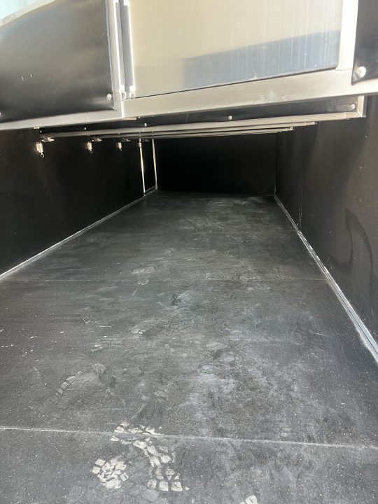 New 2027 Sundowner 6 Horse Gooseneck Horse Trailer