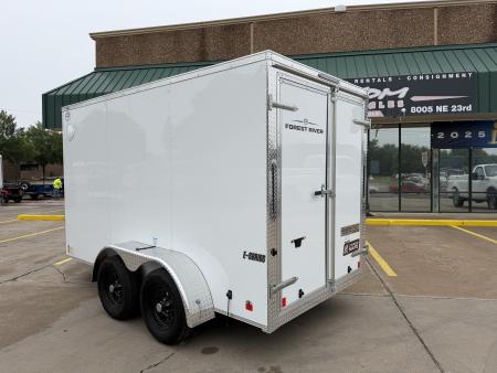 New #097258 2027 FOREST RIVER TA2 6 X 12 TANDEM AXLE 7K ENCLOSED W/ REAR DOUBLE DOORS