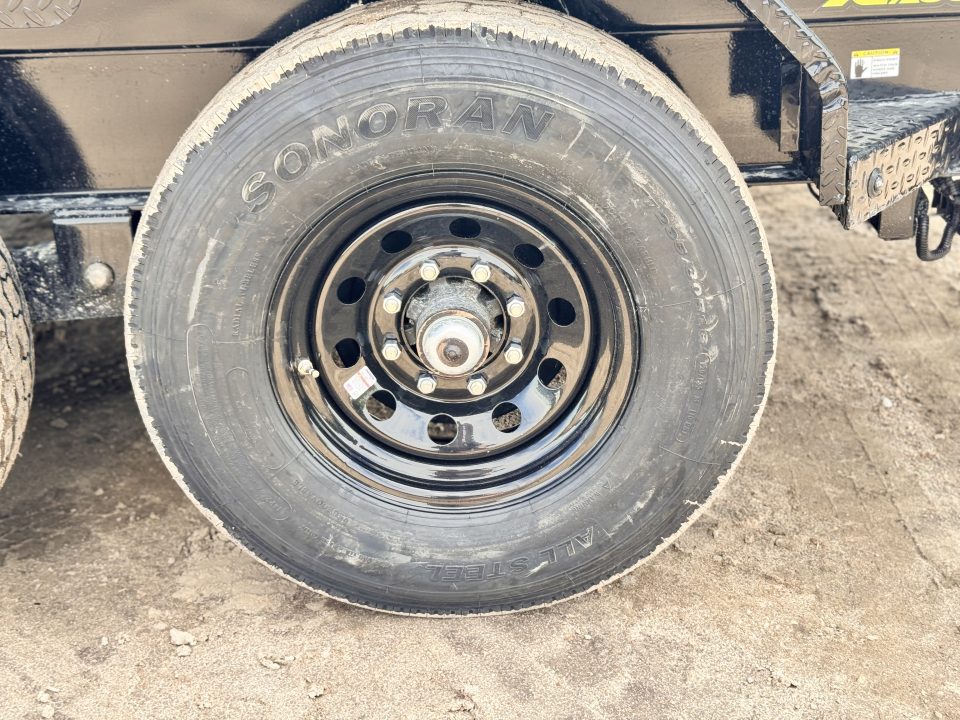 New 2026 Load Trail 7-14 Dump W/ 14 PLY Tire Upgrade 7K Axles