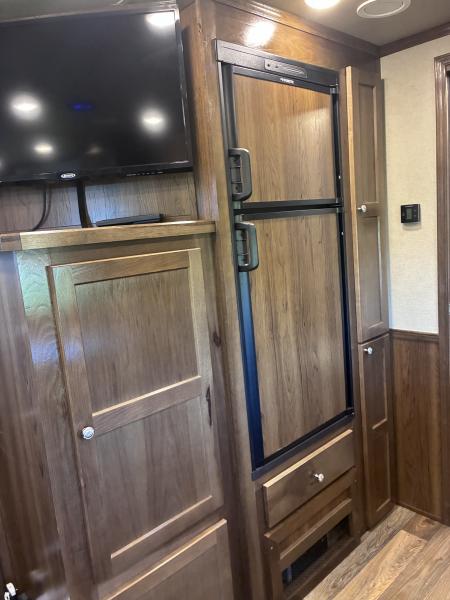 Used 2020 SMC 3H 12' LQ Horse Trailer
