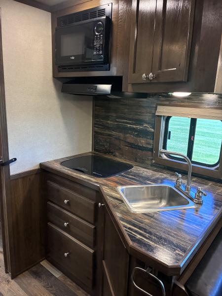 Used 2020 SMC 3H 12' LQ Horse Trailer