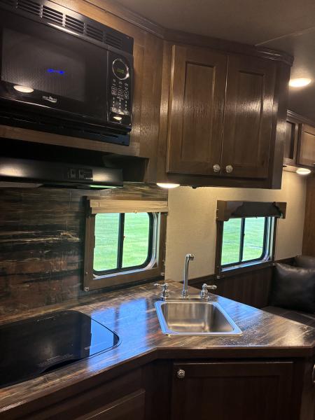 Used 2020 SMC 3H 12' LQ Horse Trailer