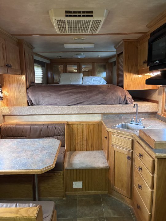 Used 2004 4-Star Trailers 3H 9'LQ Horse Trailer