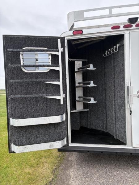 Used 2004 4-Star Trailers 3H 9'LQ Horse Trailer