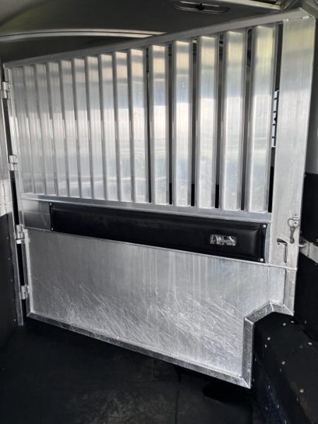 Used 2004 4-Star Trailers 3H 9'LQ Horse Trailer