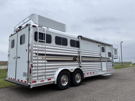 Used 2004 4-Star Trailers 3H 9'LQ Horse Trailer
