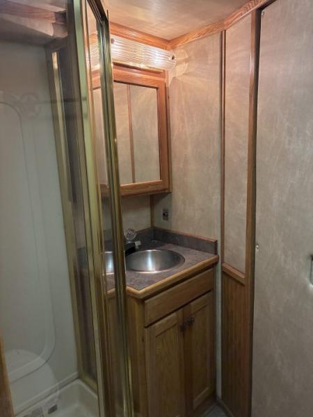 Used 2004 4-Star Trailers 3H 9'LQ Horse Trailer