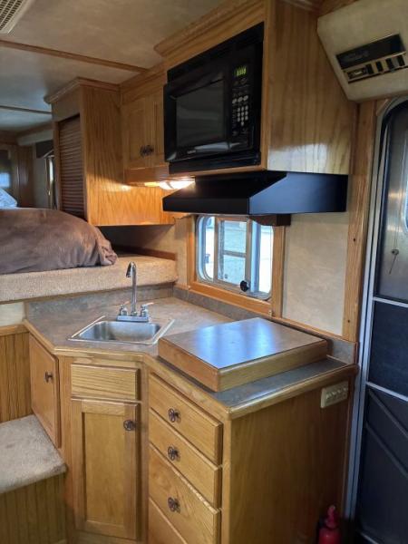 Used 2004 4-Star Trailers 3H 9'LQ Horse Trailer