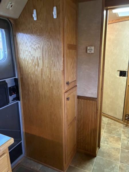Used 2004 4-Star Trailers 3H 9'LQ Horse Trailer