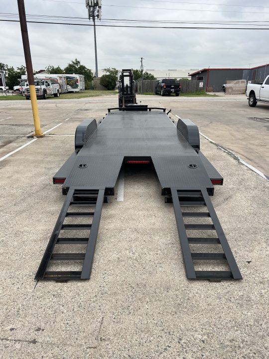 New 2026 Stanley Trailers 83"X24' Split Tail Car Hauler