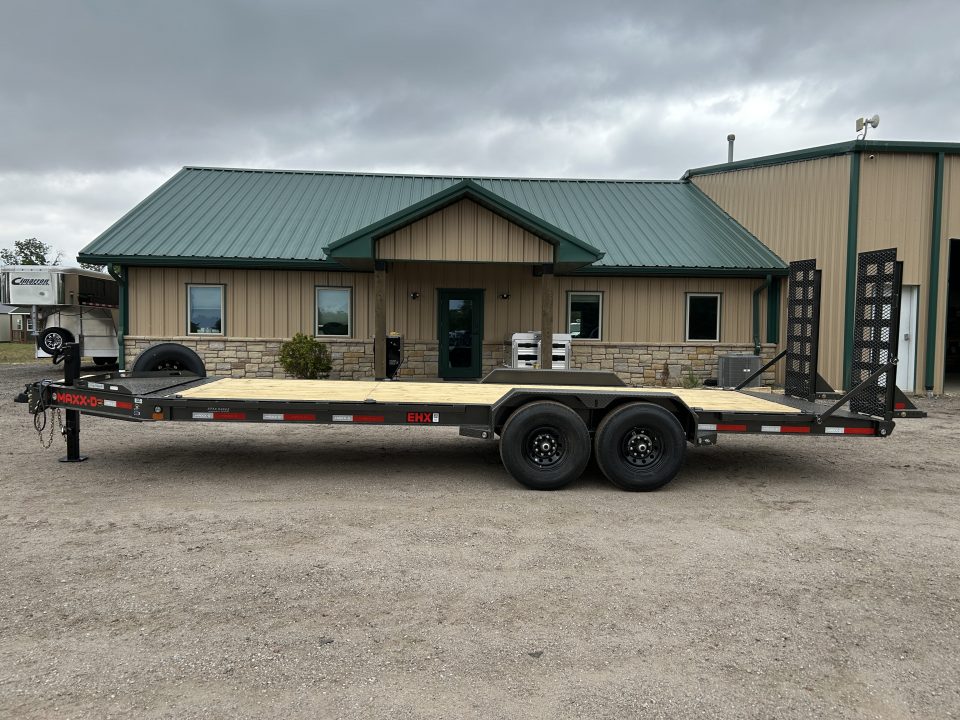 New 2027 MAXX-D EHX 83x22 Equipment Trailer