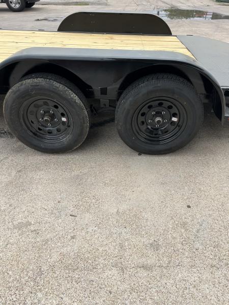 New 2026 Stanley Trailers 83"x18' Wood Deck Car Hauler