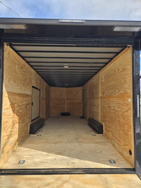 New 2026 Diamond Cargo 8.5X24 Car / Racing Trailer