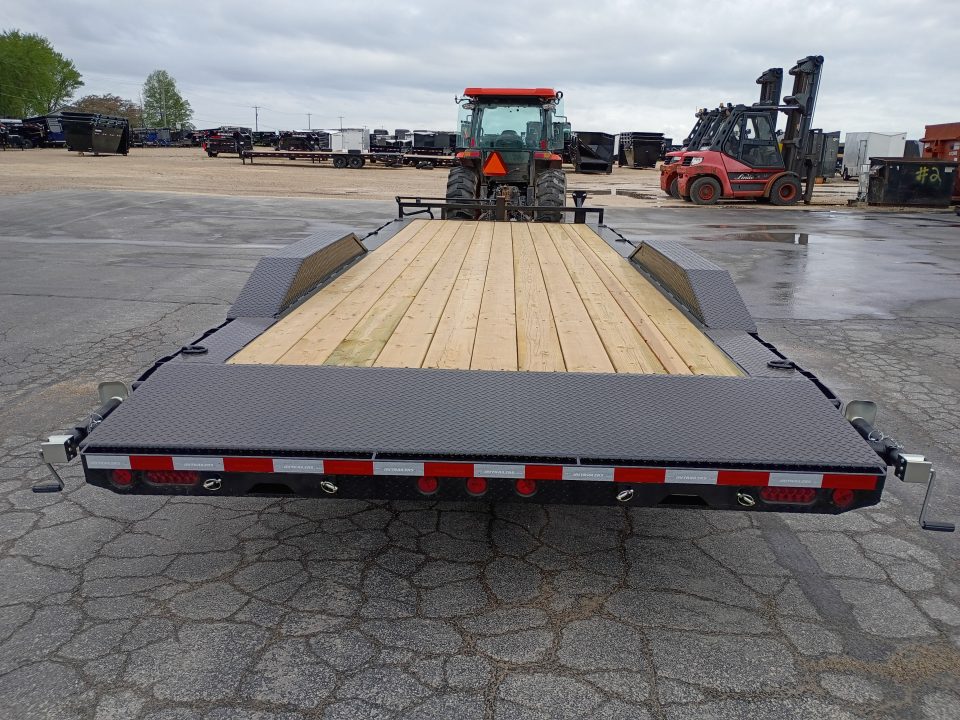 New 2027 PJ Trailers B6242