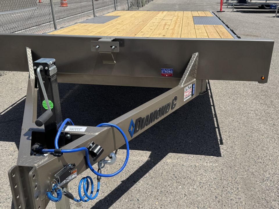 New 2026 Diamond C GDD 102"x18' - 10K Deckover Equipment Trailer