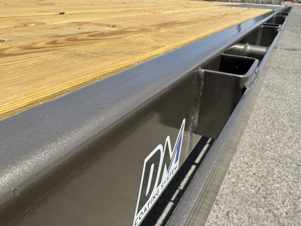 New 2026 Diamond C GDD 102"x18' - 10K Deckover Equipment Trailer