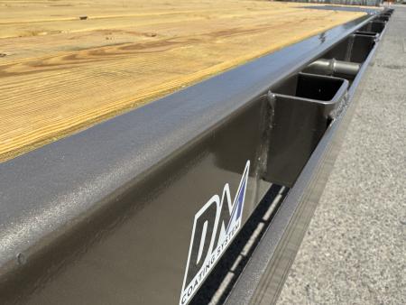 New 2026 Diamond C GDD 102"x18' - 10K Deckover Equipment Trailer