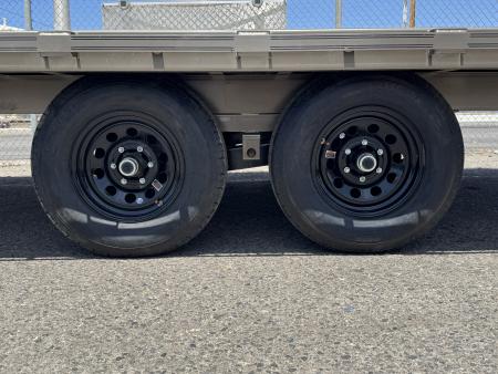 New 2026 Diamond C GDD 102"x18' - 10K Deckover Equipment Trailer
